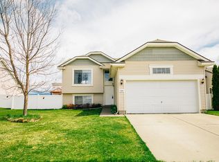 7304 N Courcelles Pkwy, Coeur D Alene, ID 83815