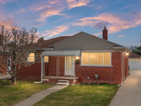 28110 Garfield St, Roseville, MI 48066