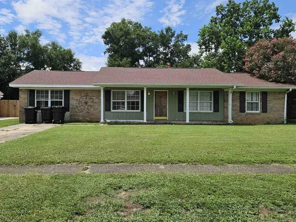 7765 Le Jeune Dr, Pensacola, FL 32514