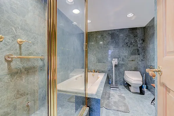 Sold by Exit Kingdom Realty | media 26