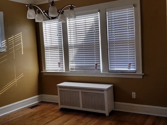 4th image of 2324 Oak Park Ave