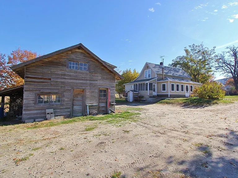 3344 W South Slope Rd — Photo 4