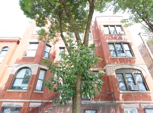 925 S Laflin St #1F, Chicago, IL 60607