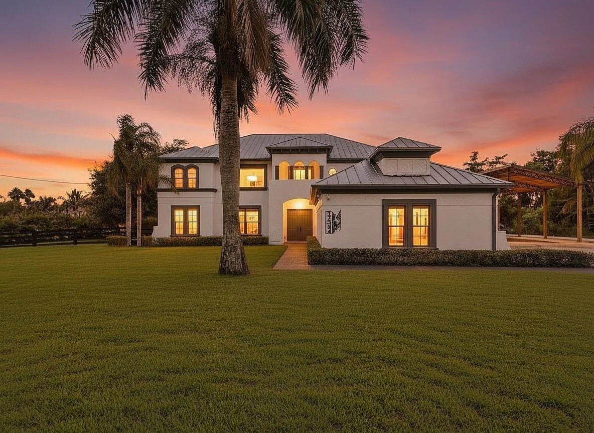 6 bed, 4.5 bath, 4297 sqft, $8,499 — Photo 1