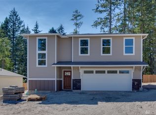 8853 Selbo Peak Pl NW, Bremerton, WA 98311