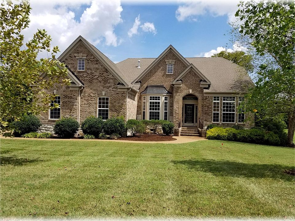 1st image of 92 Timberline Dr