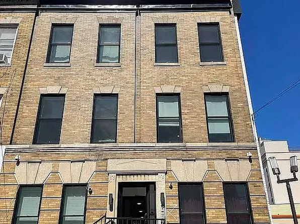 363 Neptune Avenue image 1 of 7