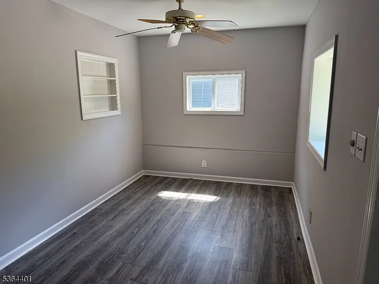 15 Diamond Dr — Photo 5