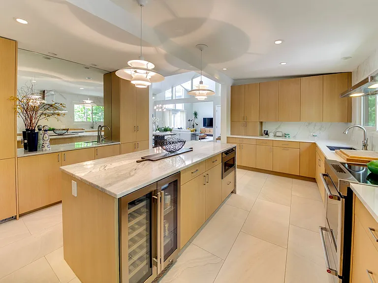 15 Karin Dr — Photo 6