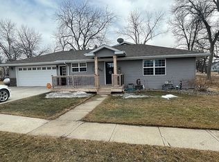 304 Cornell St, Colman, SD 57017