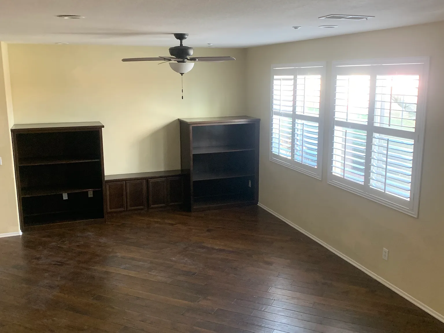 3 bed, 2.5 bath, 1628 sqft, $2,175 — Photo 3