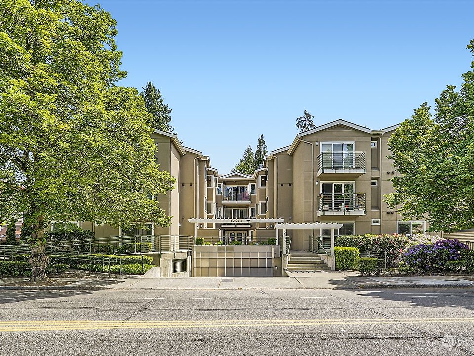 1st image of 12034 15th Avenue NE #307