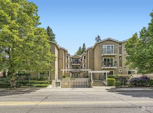 12034 15th Ave NE UNIT 307, Seattle, WA
