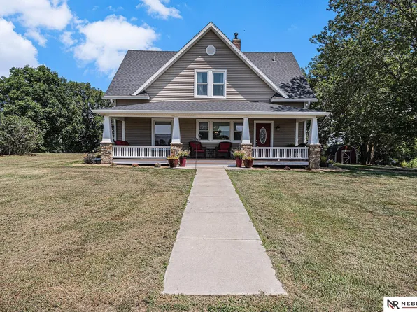 8801 Davey Rd, Lincoln, NE 68517