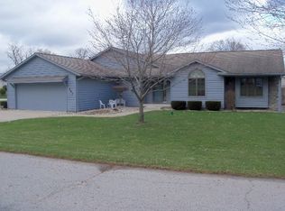 507 S Mary Lafern St, North Webster, IN
