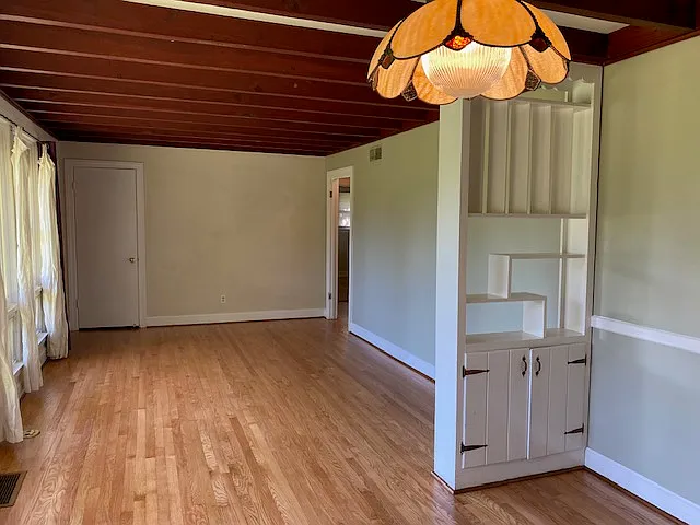 472 Manley Dr — Photo 20