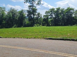 73 Oak Ave, Halifax, PA 17032