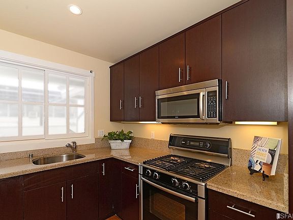 5th image of 2628 Telegraph Ave Suite 201