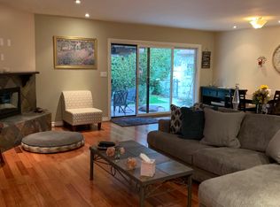 8050 Aldea Ave, Van Nuys, CA 91406