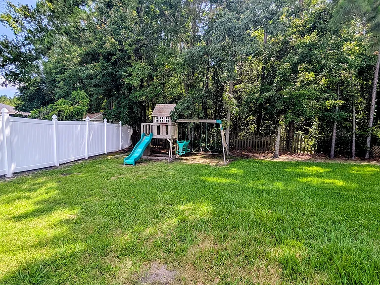 75231 Ravenwood Dr — Photo 24