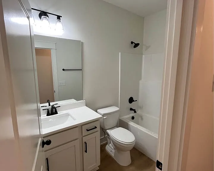 101 Sandye Ave #A — Photo 4
