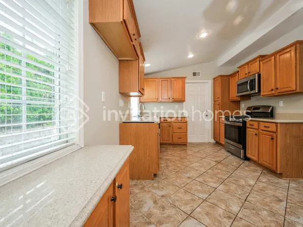 548 Galsworthy St, Thousand Oaks, CA 91360
