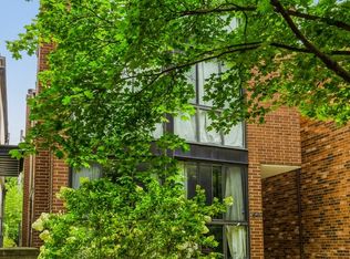 1649 N Burling St #B, Chicago, IL 60614