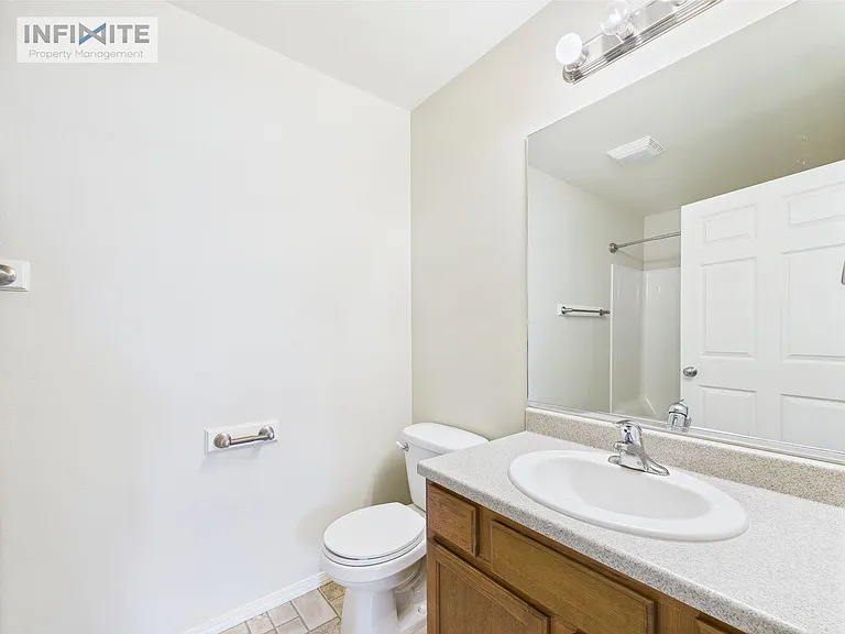 1112 Longbow Ln #3B — Photo 13