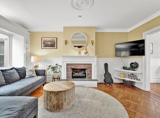 74 Bay Ridge Pkwy, Brooklyn, NY 11209