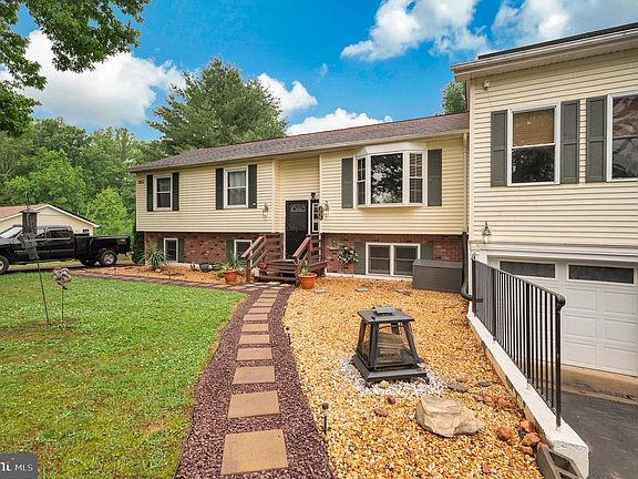 5th image of 8908 Jennings Ln