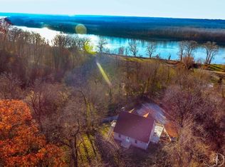 12734 S Rippeto Rd, Ashland, MO 65010