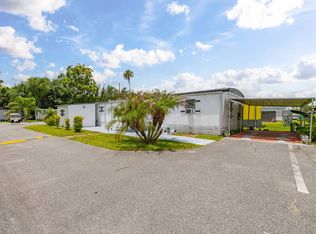 98 Venus Dr, Kissimmee, FL 34746