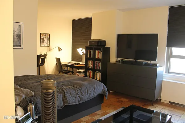 Rented by Citi Habitats | media 11