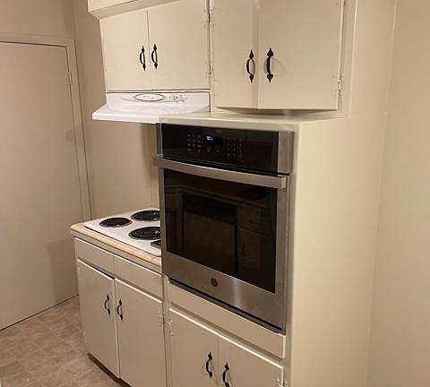2nd image of 4061 Clyde Ct