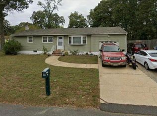 523 W Lincoln Ave, Oakhurst, NJ 07755