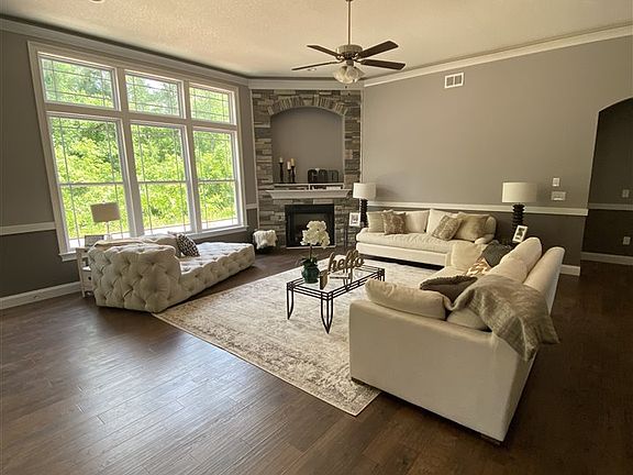 4th image of 413 S Ackworth Ln Lot 6