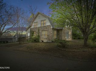 703 Hillside Ave, Maryville, TN 37804