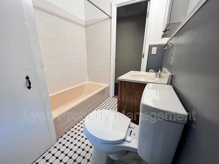 30-39 Laurel Hill Ave #39B — Photo 6
