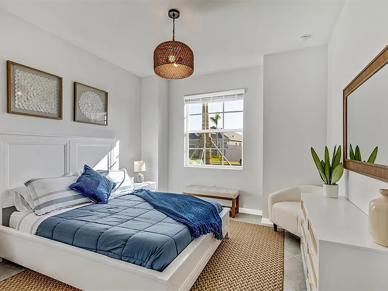17617 Santorini Ct — Photo 33
