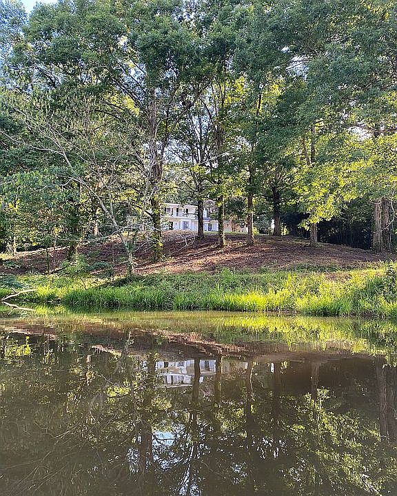 2nd image of 485 Israel Rd