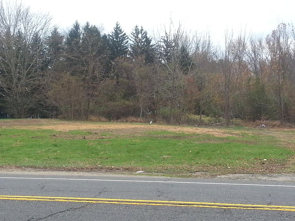 1st image of 93 Gordons Corner Rd