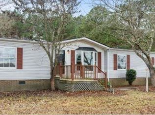 359 W Littlefield Rd, Ayden, NC 28513