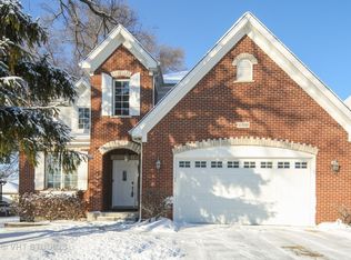 600 N Willow Rd, Elmhurst, IL 60126