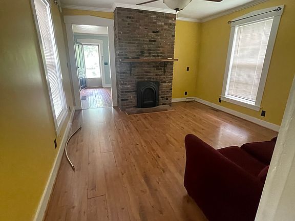 5th image of 120 E Stephens St