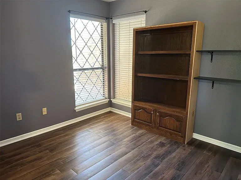 4742 Kevin Ct — Photo 25