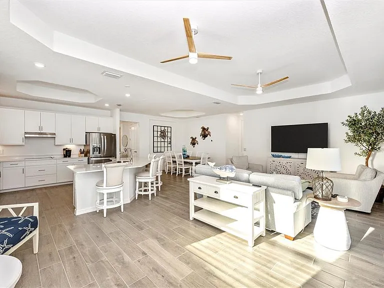 12950 Tulum Loop — Photo 19