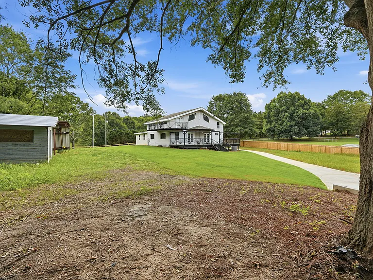 7134 Williams Rd — Photo 26