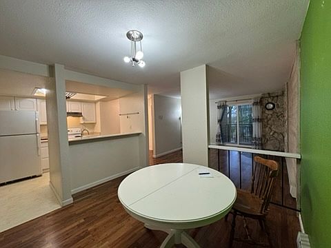 dining - kichen - living view