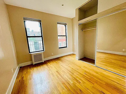 Rented by Douglas Elliman | media 14