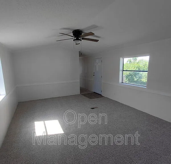 301 Mantle Ave #321KEV — Photo 8